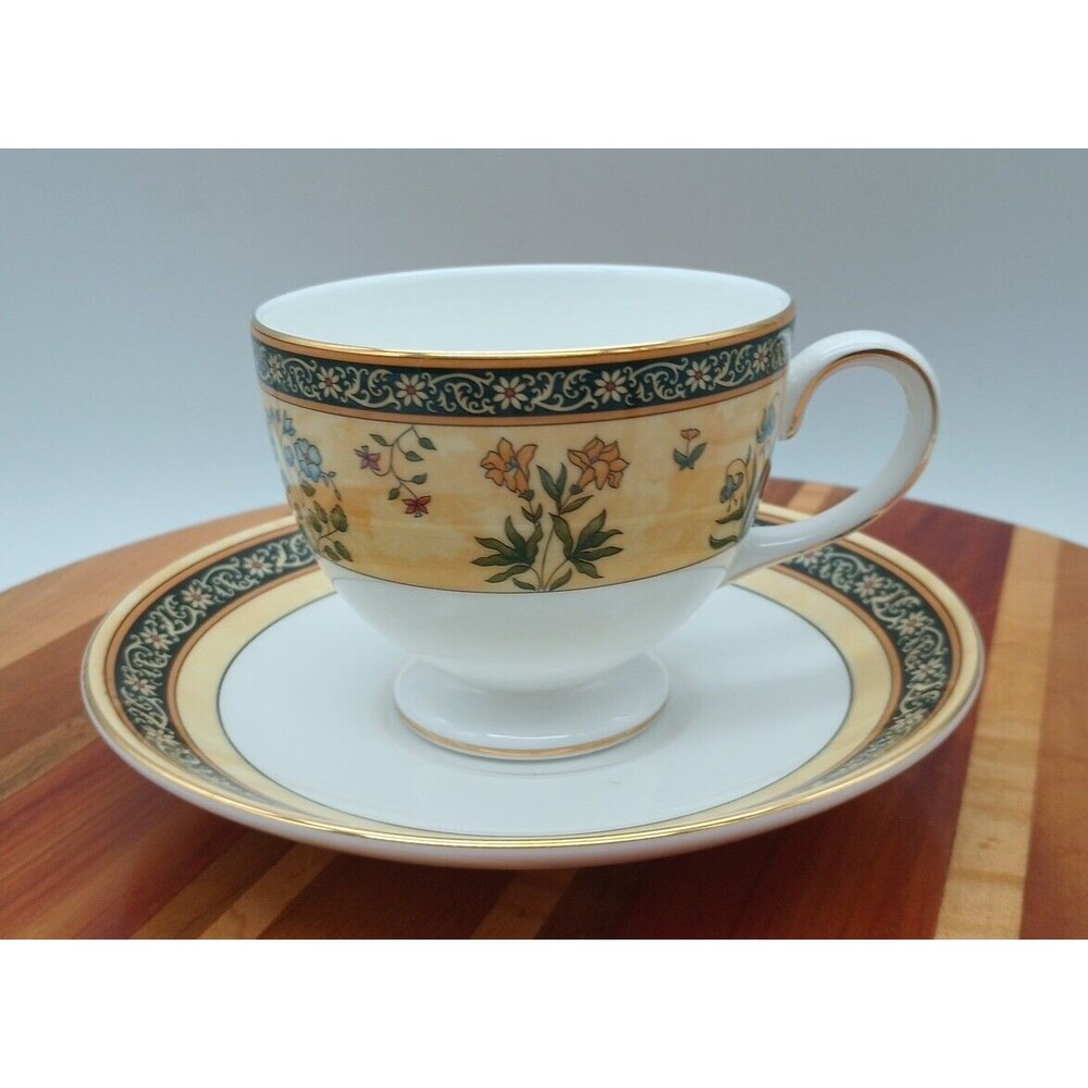 Cup & Saucer Set Wedgwood China India Pattern Gold Leigh Shape